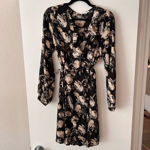 ASTR black floral long sleeve wrap dress